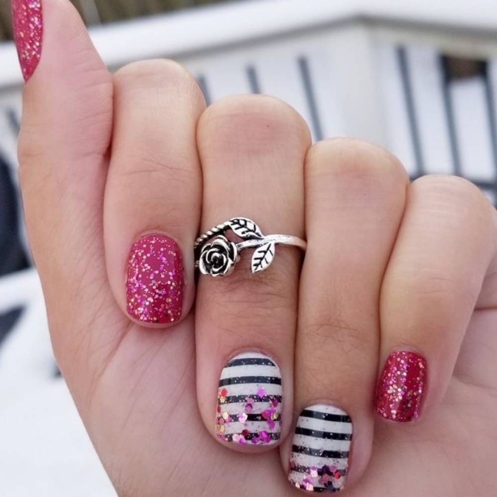 Color Street Mixed Mani-4 sets